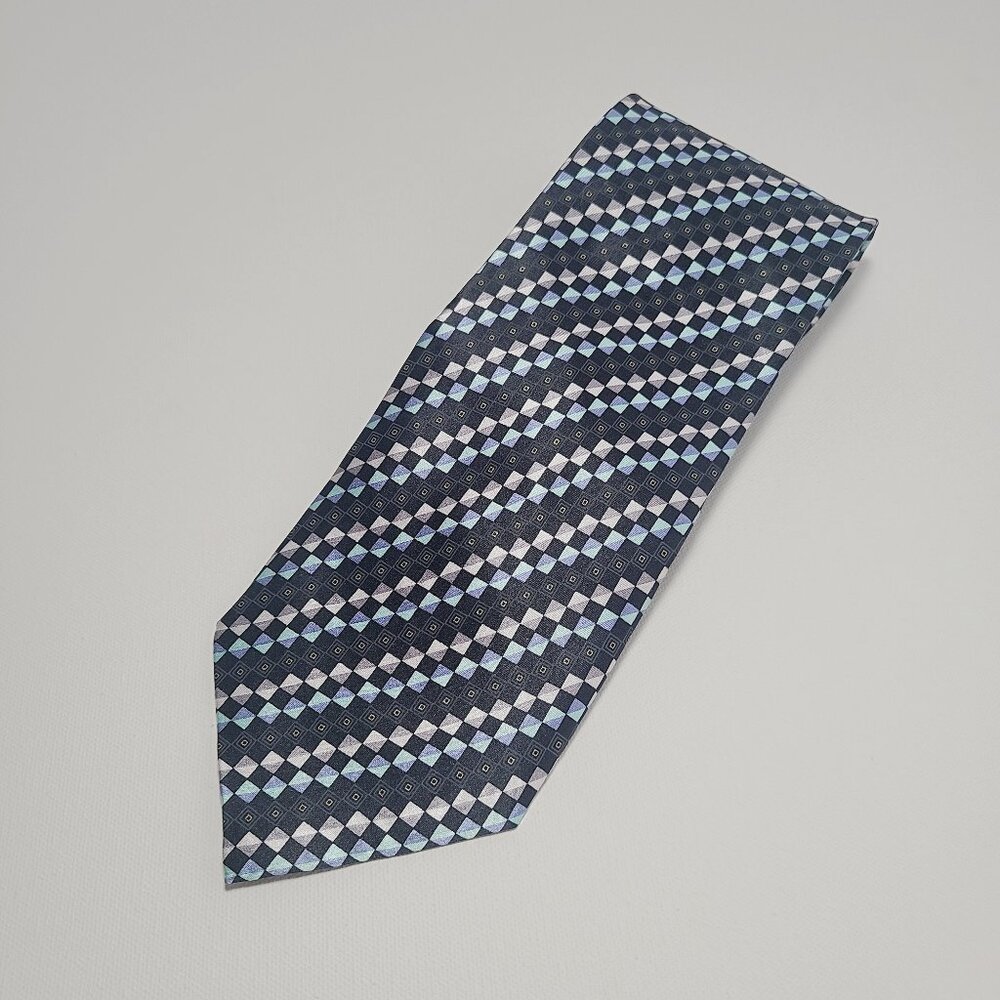 Croft & Barrow 100% Silk Geometric Tie – Blue, Navy, Gray & Black Checkered - Picture 4 of 8